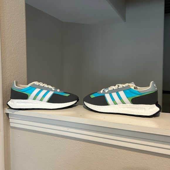 adidas Originals Other - Adidas Retropy E5 Running Shoes Sneakers GX9820 Gray Blue Men's Size 10 and 12